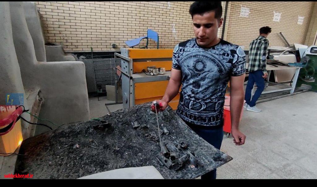مسابقات دست ساخته های دانش آموزان هنرستان فنی شهید باهنر دهدشت برگزار شد/+تصاویر