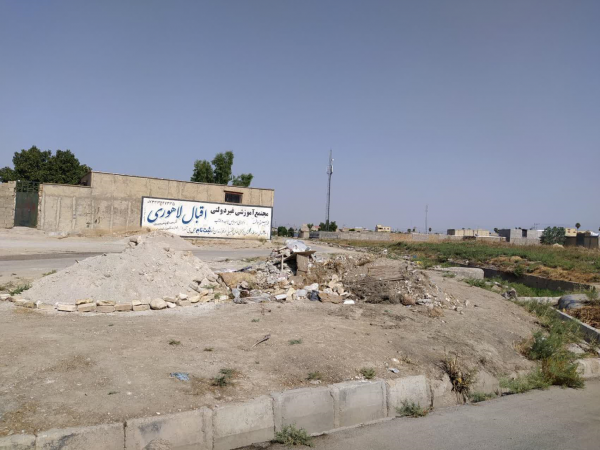 روایتی از یک کج سلیقگی در مدیریت شهری دهدشت ؛ “گلزار محله ای که هرگز دیده نمیشود!”