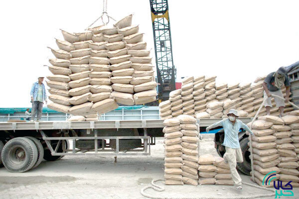 معاون اقتصادی استاندار : مشکلات توزیع در بخش مردمی حل میشود