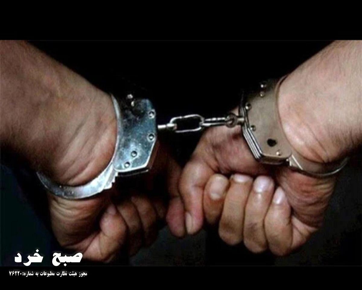 دستگیری قاتل متواری به همراه ۷ نفر از همدستانش توسط کارآگاهان پلیس آگاهی استان در یاسوج