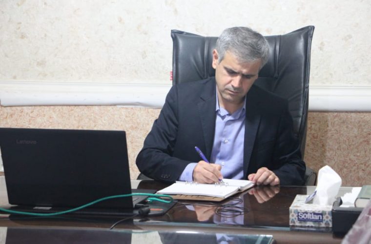 خبرنگاران در راه آگاهی بخشی جامعه قدم برمیدارند خبرنگاران در راه آگاهی بخشی جامعه قدم برمیدارند