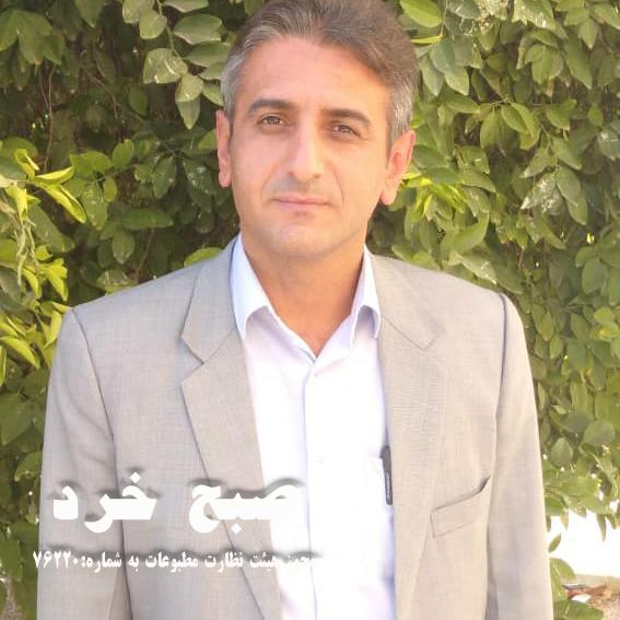 “معلم عامل رهایی از جهل و نادانی”