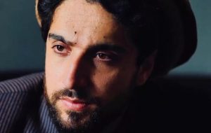 به قلب‌ها اتکا کن که از دست‌ها نیرومندتر است