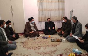 استاندار و نماینده ولی فقیه مادران دو شهیدی را مورد تکریم قرار دادند /+تصاویر