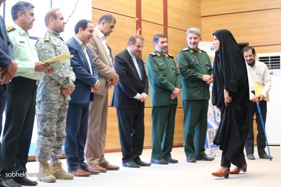 رونمایی از آثار سه بانوی خبرنگار کهگیلویه وبویراحمد/+تصاویر