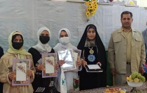 از نقاشان نوجوان در باشت تجلیل شد از نقاشان نوجوان در باشت تجلیل شد