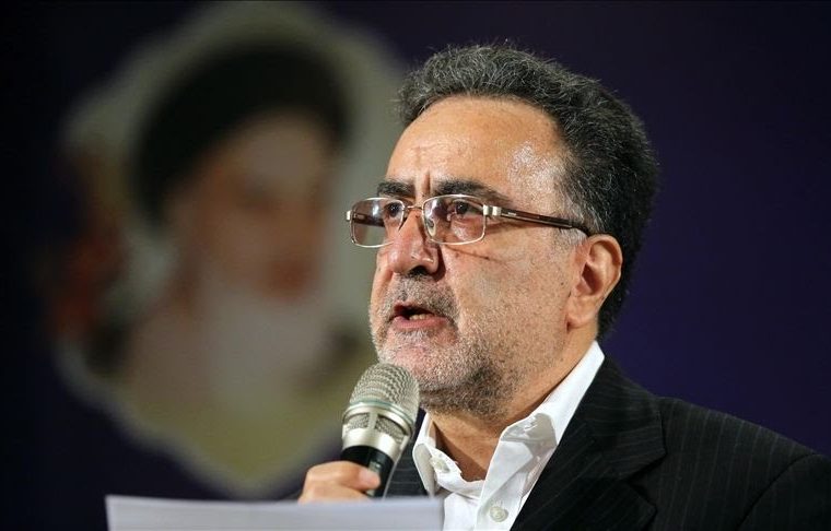 سلاح تاج زاده، قلم وکلمه ، ابزارش گفتگو ،خط قرمزش خشونت و هدف والایش توسعه کشور بود