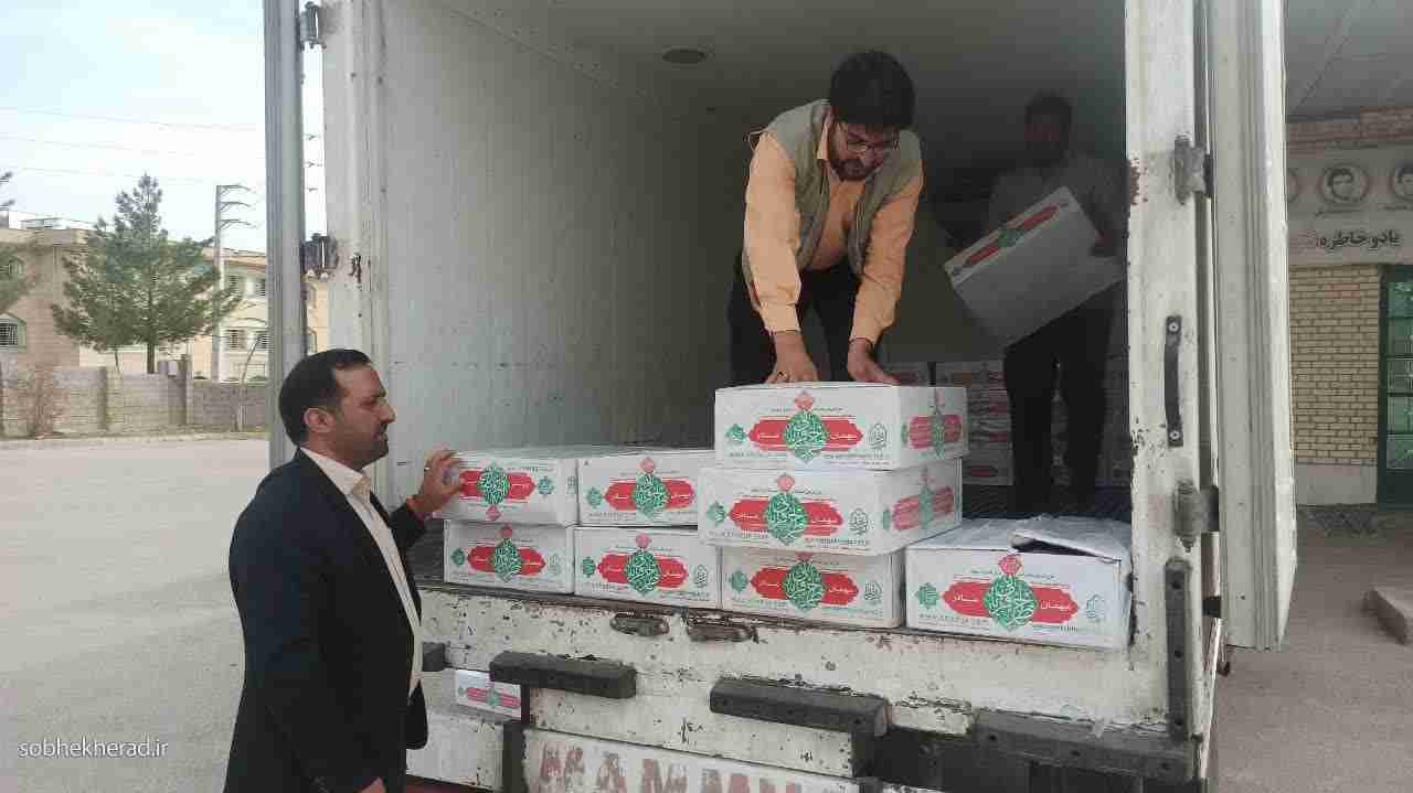 ۱۲۰۰ بسته گوشت قرمز رایگان در کهگیلویه و بویراحمد توزیع شد