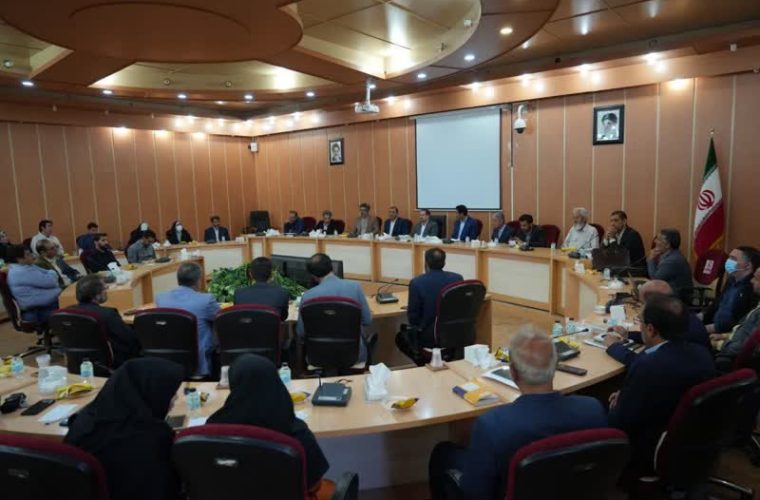 فرهنگ را زیر چرخ‌های سیاست له کردید/ دلیل تعلل استان در پروژه فیلم شهید طیب چیست؟