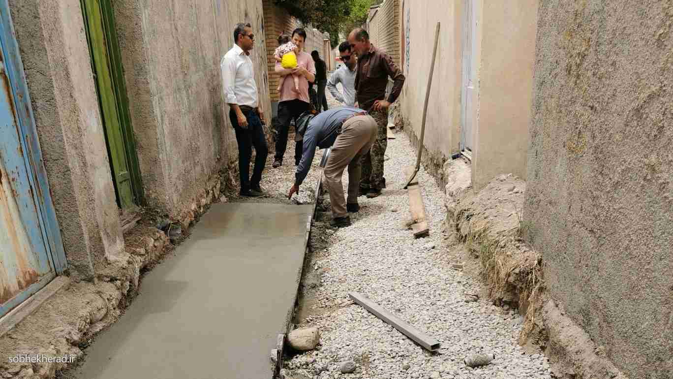 ساماندهی و بتن ریزی معابر کوی پاسداران دوگنبدان+تصاویر