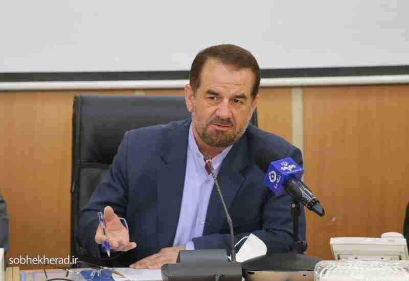 کیفیت نامطلوب آرد موجب شده بیشتر نان تولید شده دور ریز داشته باشد