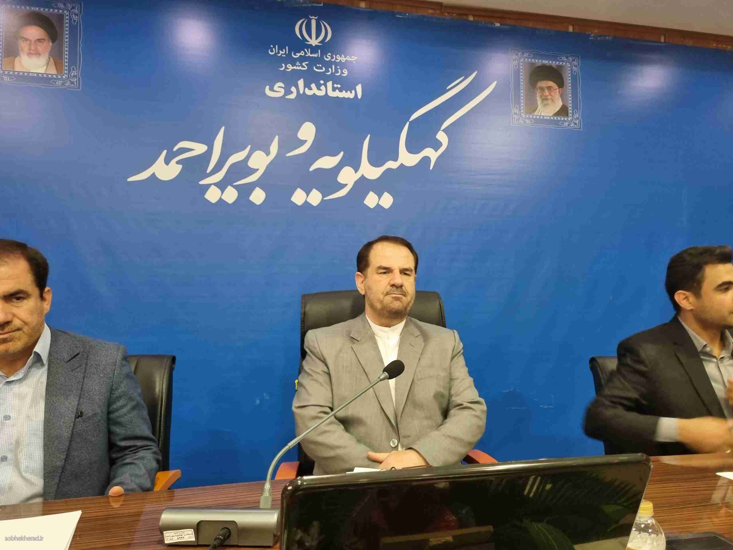 پاسخ مبهم استاندار در خصوص کلنگ زنی پتروشیمی چرام/مجوز زیست محیطی و تعیین تکلیف اراضی دو‌ابهام بزرگ و بی پاسخ/آیا پتروشیمی چرام به سرنوشت پتروشیمی سقاوه دچار می شود؟