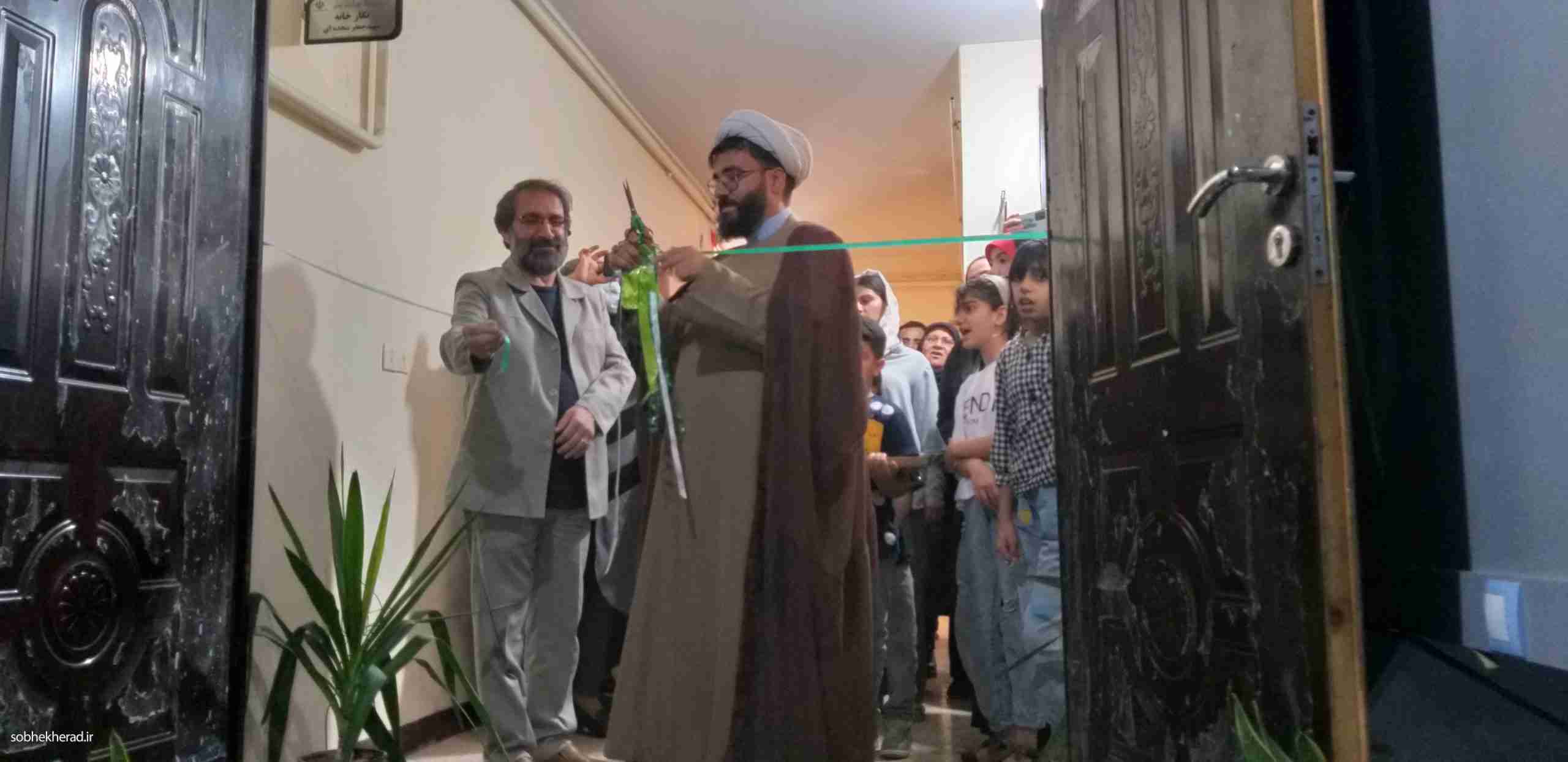 نمایشگاه نقاشی(تنهایی من) در نگارخانه اداره فرهنگ و ارشاد گچساران بر پا شد