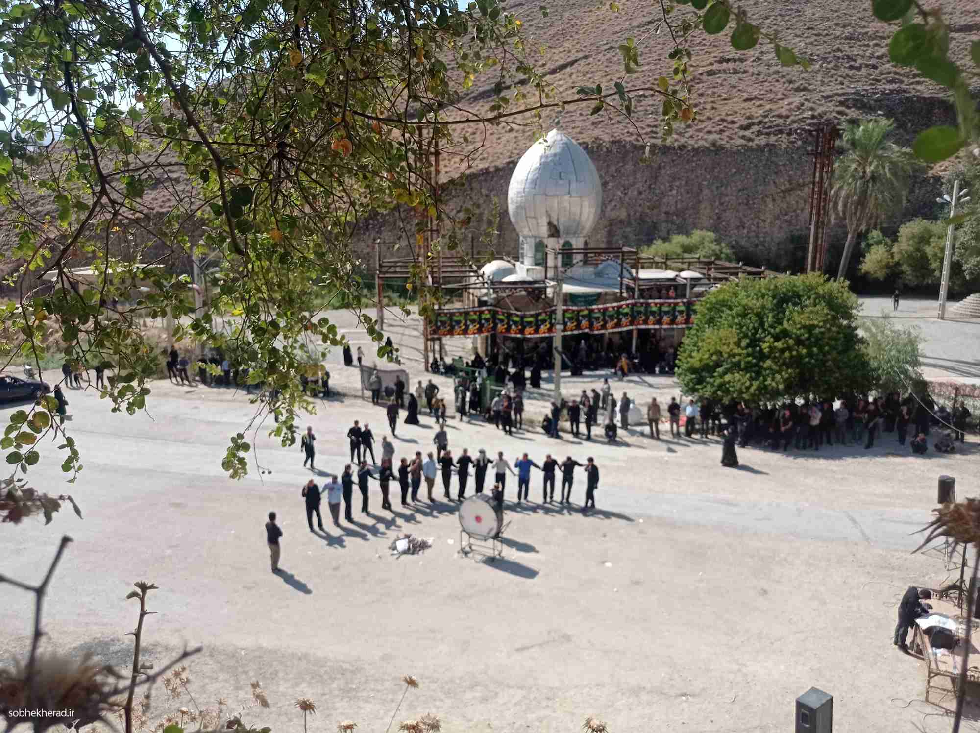 گزارش تصویری از روز  عاشورا در جوار امام زاده بی بی رشیده چرام/وقتی نماد عاشورایی چرام از رونق افتاد