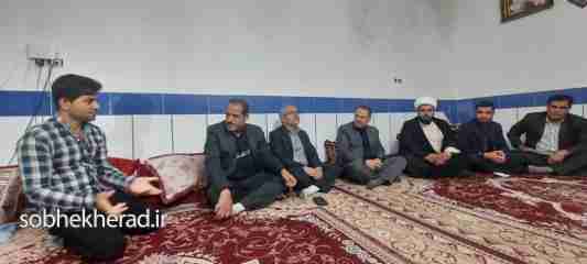حضور احمدزاده در منزل حسین خدمتی خبرنگار ایرنا کهگیلویه