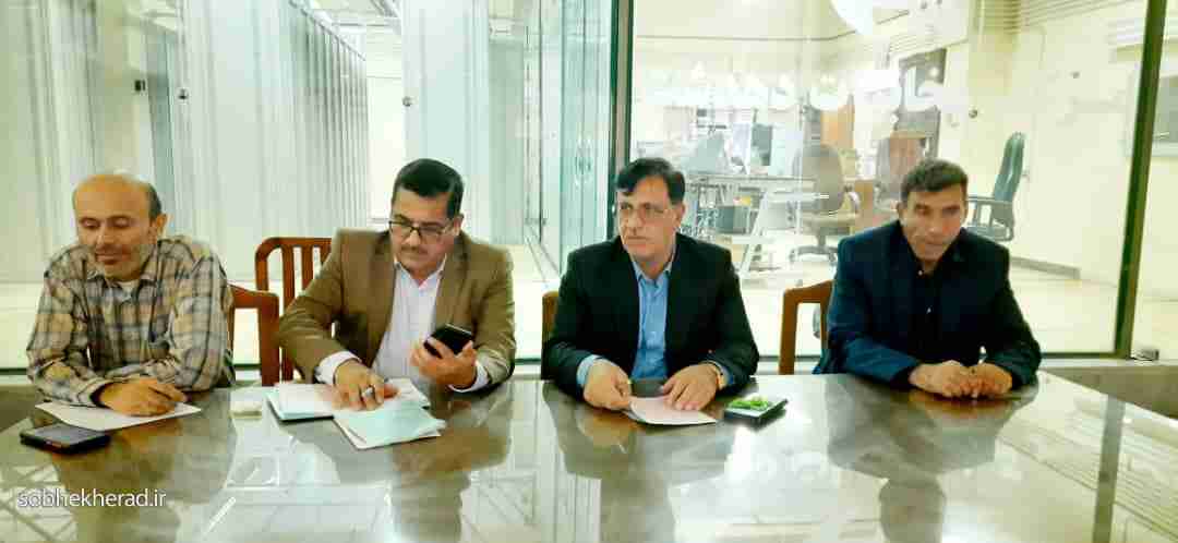 ضرب الاجل مهندس خالق پناه برای رفع مشکلات ارتباطی وزیرساختی شهرستان کهگیلویه