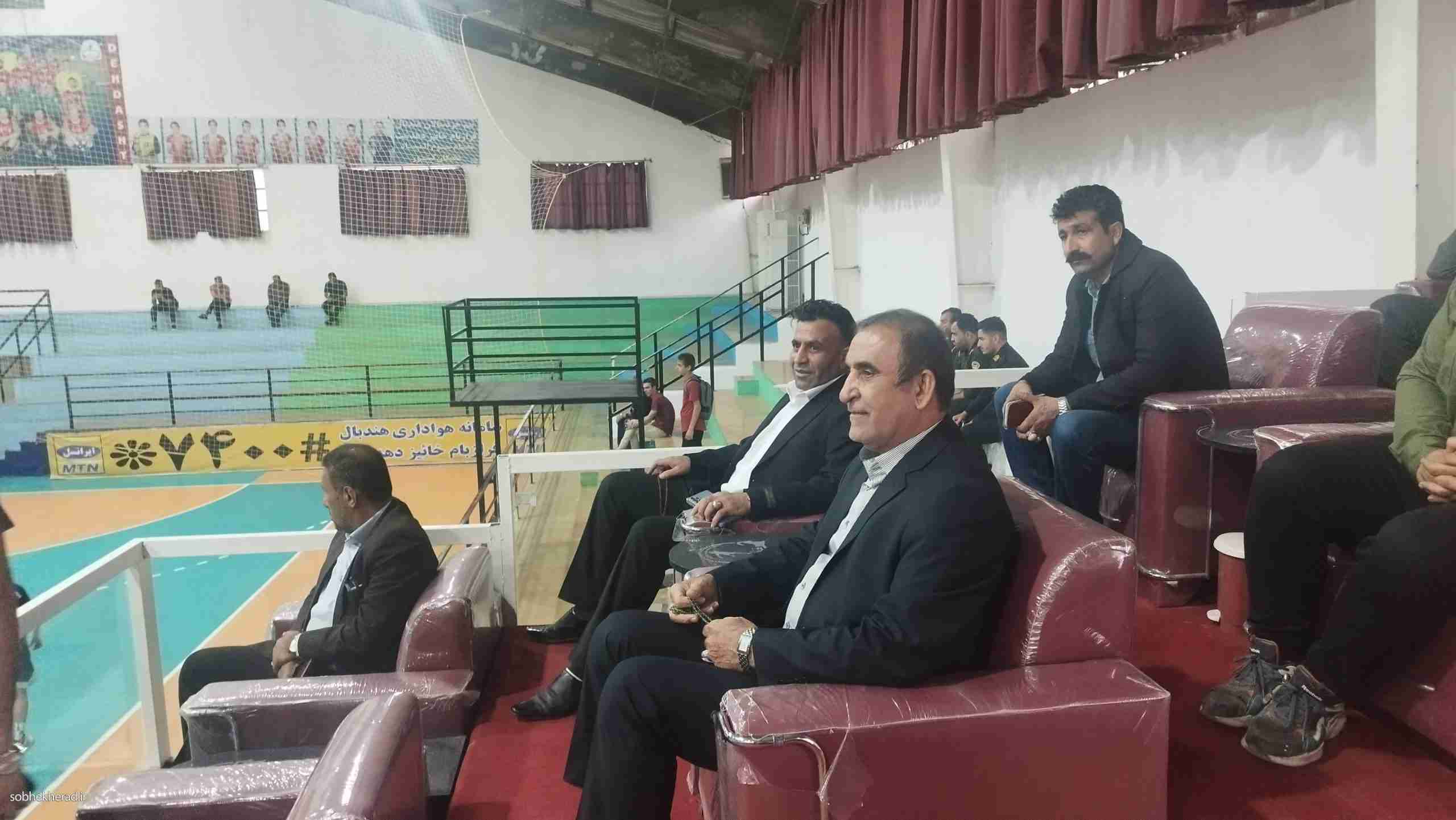 “علی مژدهی پور” مهمان ویژه بازی فرازبام خائیز در لیگ برتر هندبال
