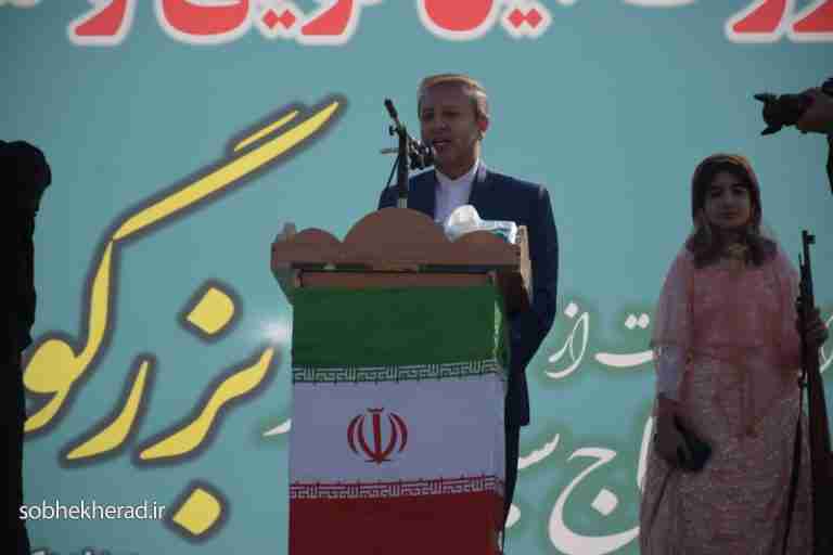 برادر کشی یادمان باشد و قاطعانه بزرگواری را یاری کنید برادر کشی یادمان باشد و قاطعانه بزرگواری را یاری کنید