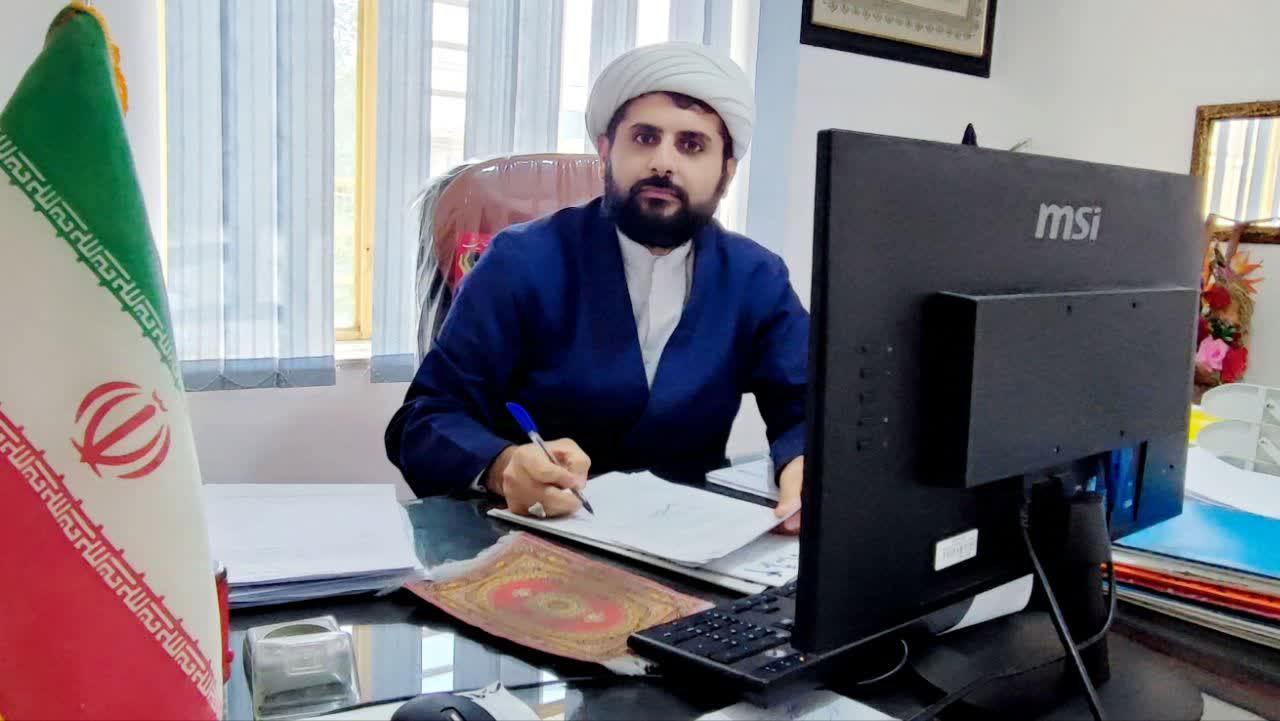دادستانی که چندقدم از دیگران جلوتراست