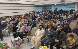 تقدیر مدیر خیریه ام البنین (س) گچساران از برگزار کننده گان و نیکوکاران جشن یلدای مهربانی