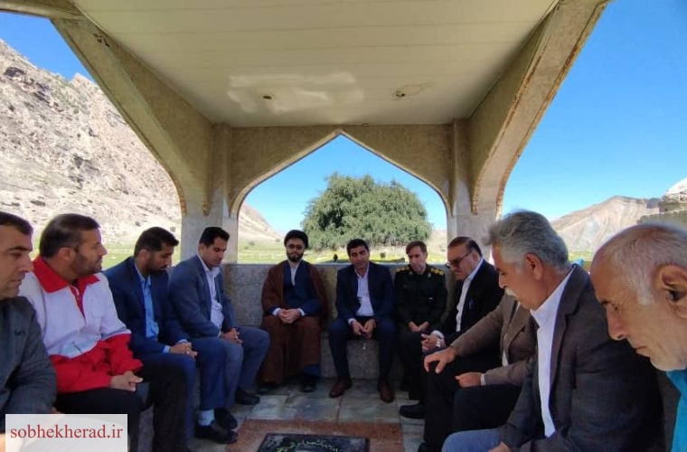 تیم مدیریتی لنده مصمم به رفع مشکلات چند ده ساله زادگاه شهید شاخص کشور/+تصاویر