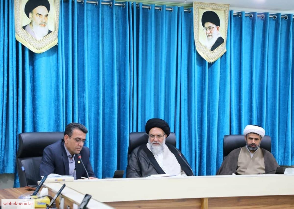 دیدار اعضای هيأت رئيسه دانشگاه یاسوج با  نماینده ولی فقیه در استان