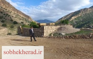تقدیر و تشکر خانواده شهید و اهالی یک روستا از فرماندار لنده و بخشدار موگرمون