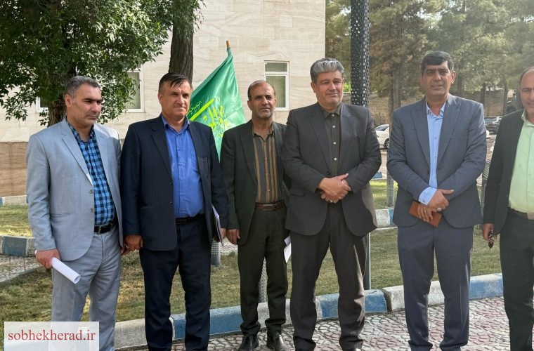 خبرخوش فرماندار چرام و مدیرکل اداره کل کار و تعاون/احداث مجموعه ورزشی کارگری و نمایندگی اداره کار در چرام خبرخوش فرماندار چرام و مدیرکل اداره کل کار و تعاون/احداث مجموعه ورزشی کارگری و نمایندگی اداره کار در چرام
