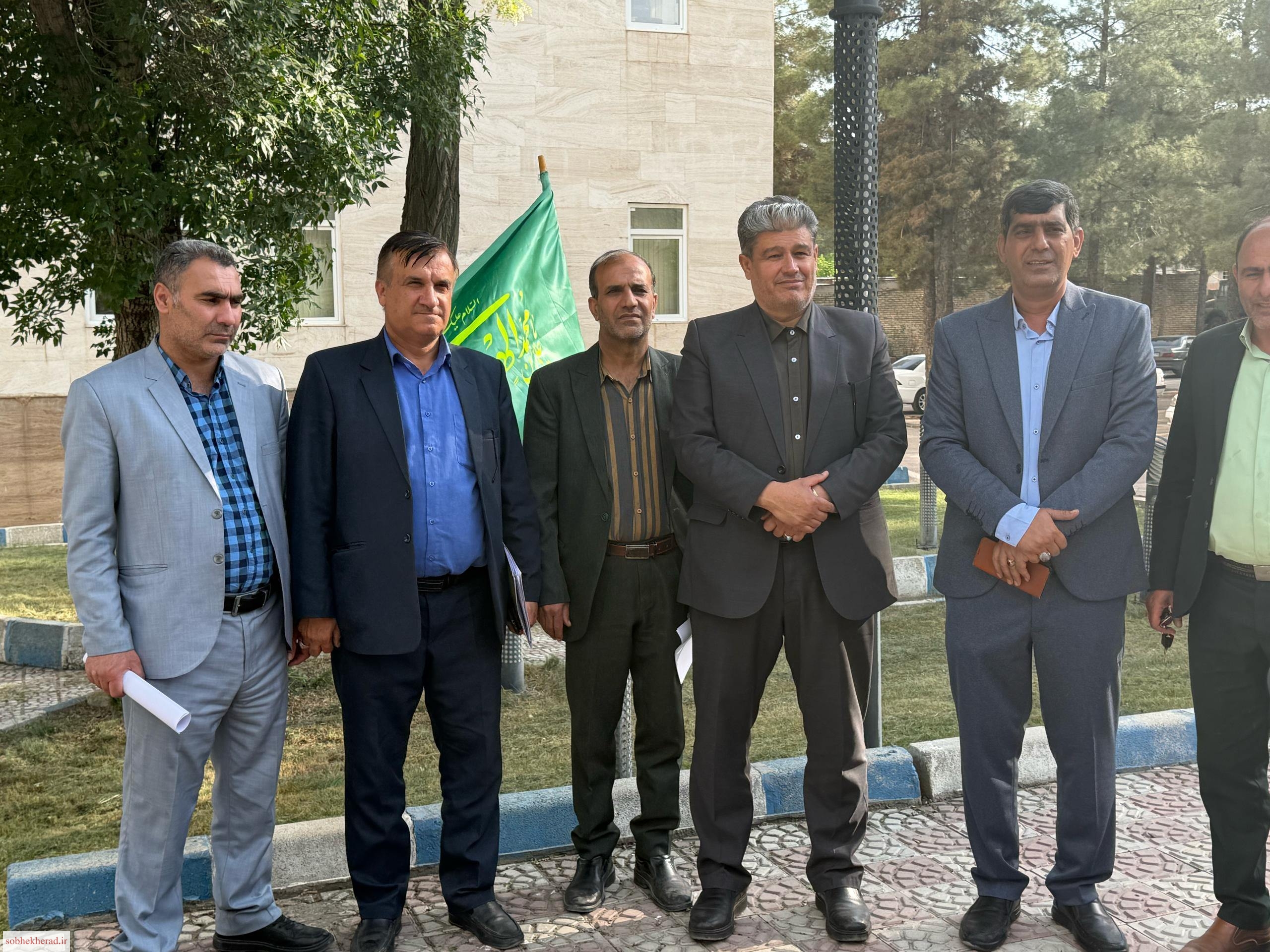 خبرخوش فرماندار چرام و مدیرکل اداره کل کار و تعاون/احداث مجموعه ورزشی کارگری و نمایندگی اداره کار در چرام