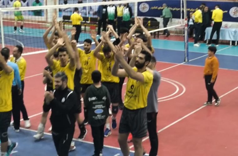 والیبال شهرداری دوگنبدان صدرنشین نیم فصل لینک دسته دوم کشور