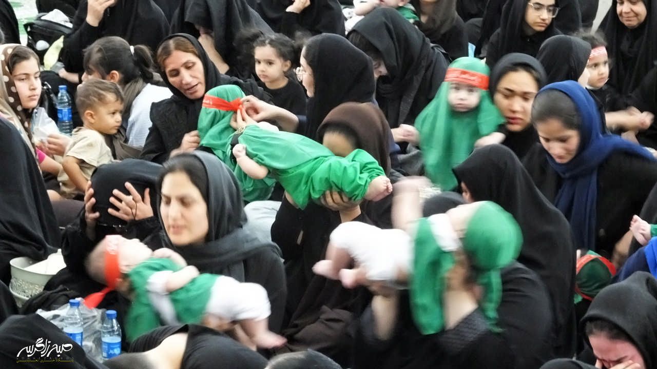 گچساران امروز میزبان یکی از تأثیرگذارترین و معنویترین آیینهای ماه محرم بود گچساران امروز میزبان یکی از تأثیرگذارترین و معنویترین آیینهای ماه محرم بود