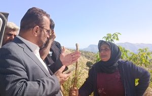 فرماندارچرام و پیگیری میدانی مشکلات عشایر چاسخار چرام/وعده بدون پشتوانه نمی دهم/مدیران از همه ظرفیت ها برای رفع مشکلات مردم تلاش کنند/+تصاویر