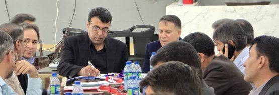 تأکید معاون عمرانی استاندار بر توسعه خدمات پست‌بانک در روستاها / باقرنیا: به دنبال تبدیل منابع بانکی به سرمایه‌های مولد در روستاها هستیم
