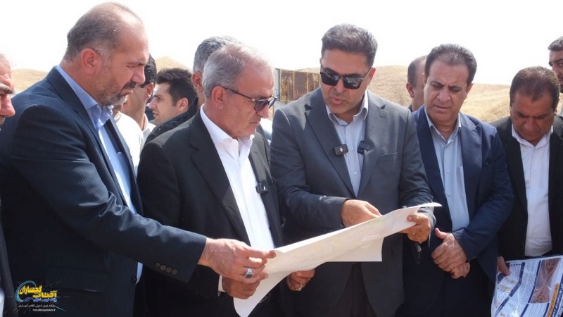 آغاز عملیات اجرایی محور گناوه _ دوگنبدان