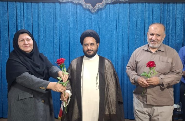 امامجمعه گچساران از خبرنگاران شهرستان تجلیل کرد امامجمعه گچساران از خبرنگاران شهرستان تجلیل کرد