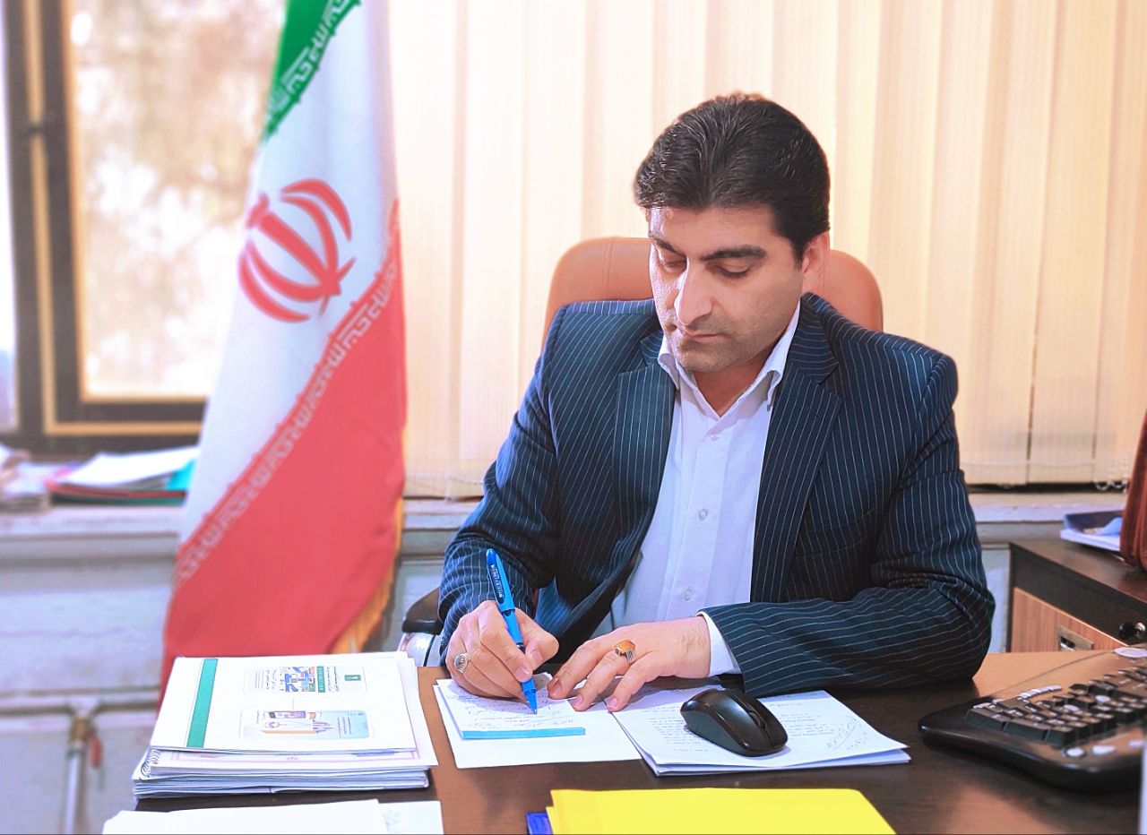 «قول می‌دهم پروژه‌های مُسنِ شهرستان به سرانجام برسند»/ تقدیر از تصمیم شجاعانه استاندار: سفر استاندار به لنده در آینده نزدیک پربار خواهد بود