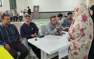 برپایی میز خدمت کمیته امداد امام خمینی(ره) گچساران به مناسبت هفته دولت