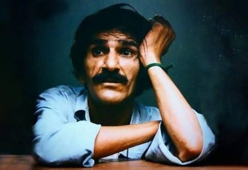 افلاطون کنار بخاری!