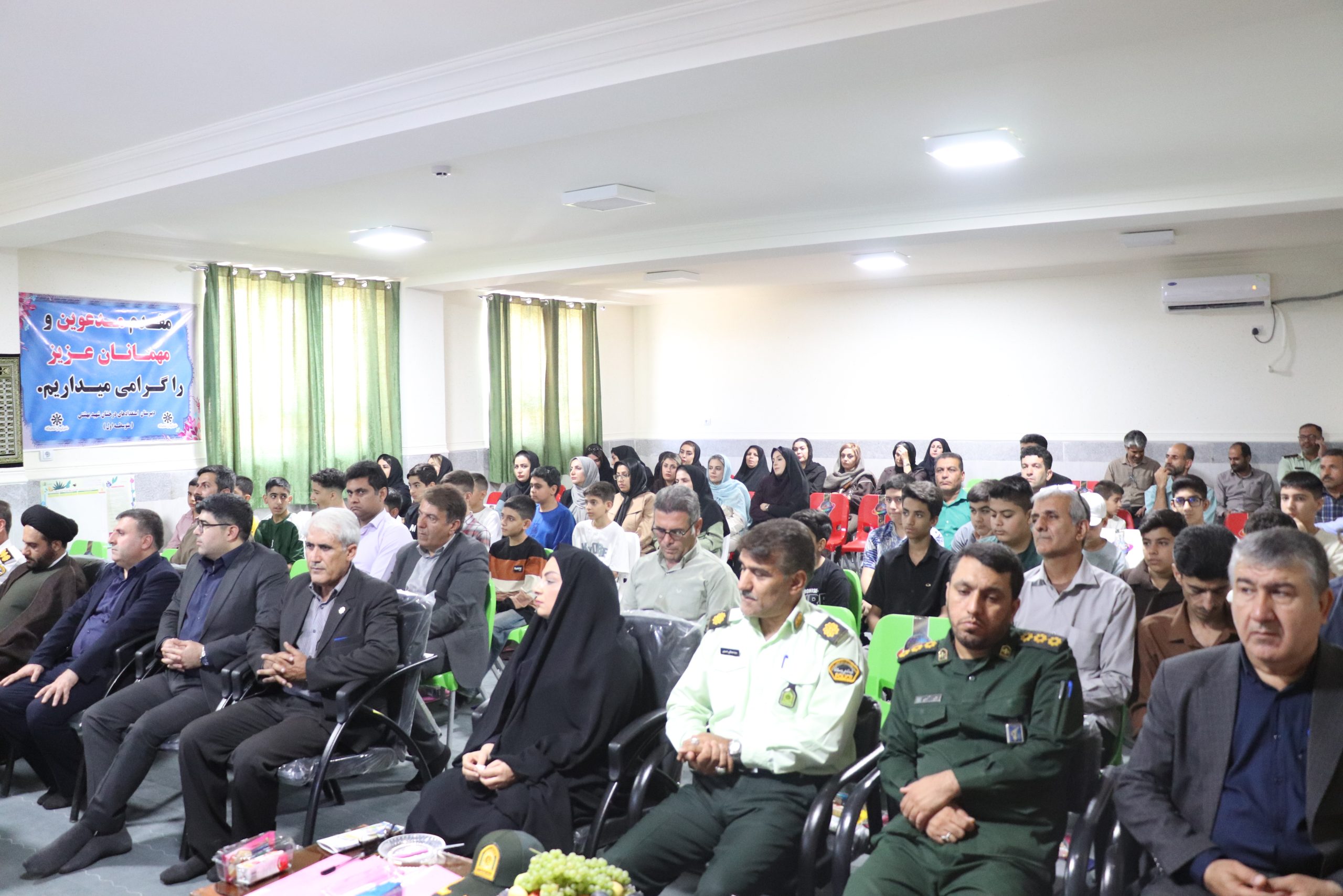 جشن جوانه‌ها در آموزشگاه سمپاد پسرانه گچساران برگزار شد