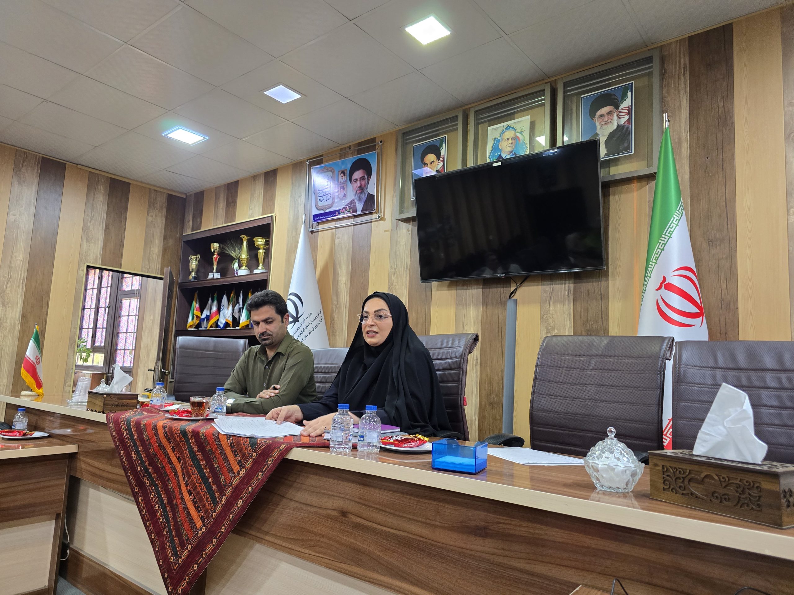 با عزم راسخ و امید سال تحصیلی جدید را در دیار بام نفت آغاز می کنیم