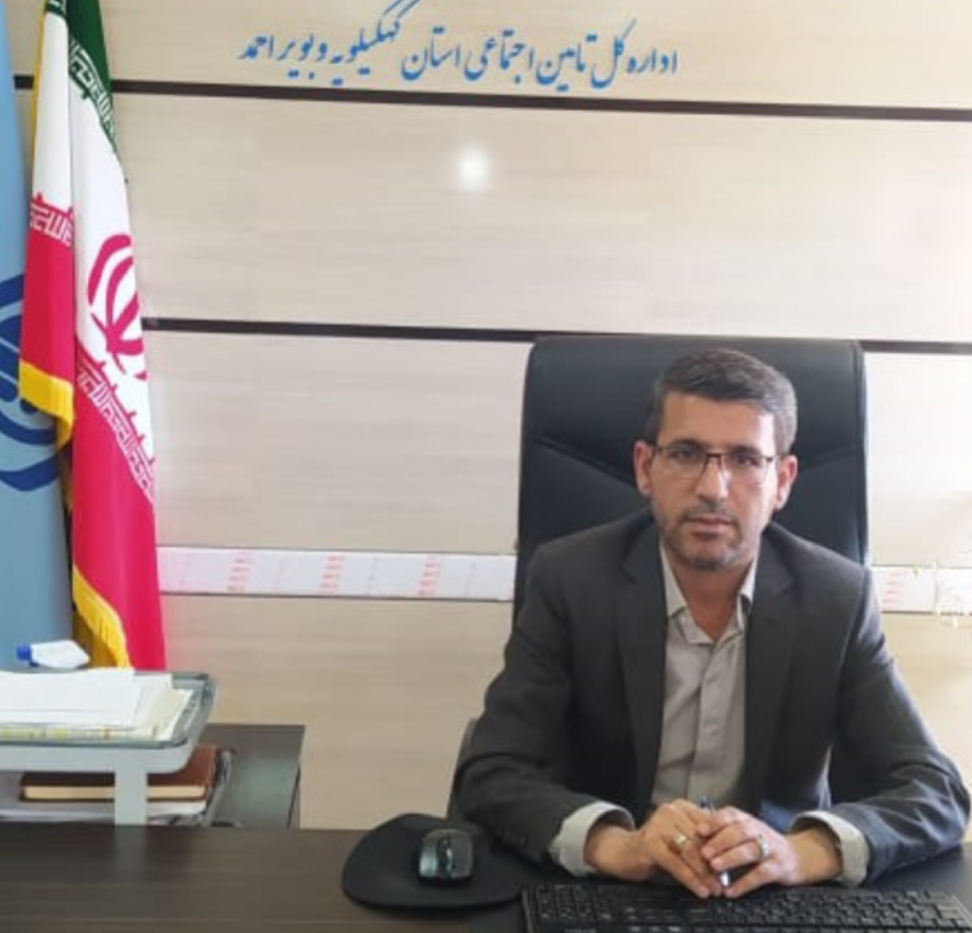 پاسداران امنیت؛ستاره های بیدار در مسیر خدمت به مردم پاسداران امنیت؛ستاره های بیدار در مسیر خدمت به مردم