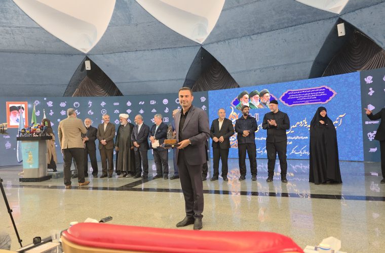 مدیر خبرگزاری فارس در کهگیلویه و بویراحمد،سکان دار برترین یادداشت سال ایران شد مدیر خبرگزاری فارس در کهگیلویه و بویراحمد،سکان دار برترین یادداشت سال ایران شد